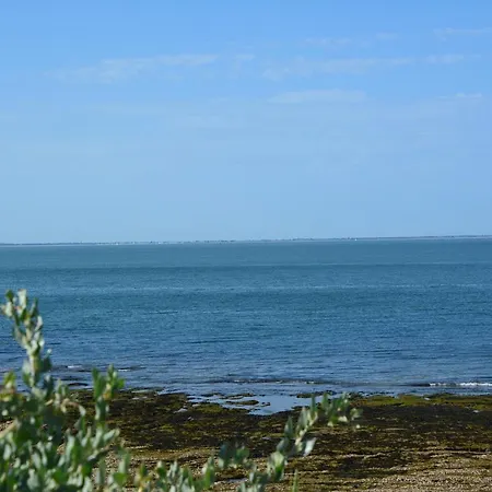 Vue Prefailles, A 50m *