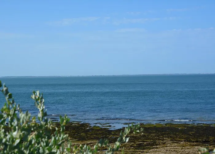 Vue Prefailles, A 50m *